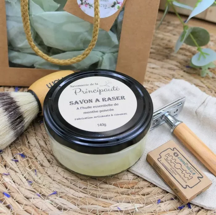 savon-a-raser savon-a-raser