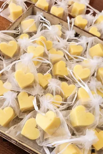 cadeaux d invite mariage filet fisal Savon Coeur